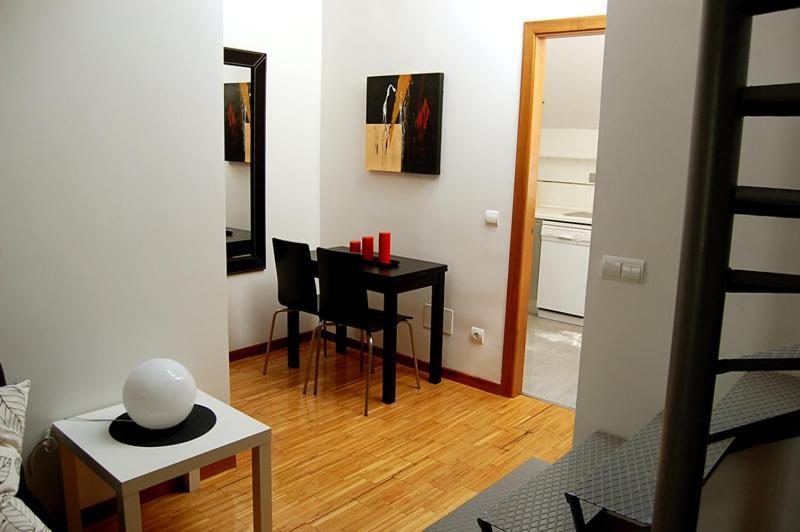 Apartamentos Conde Duque Madrid Rom bilde