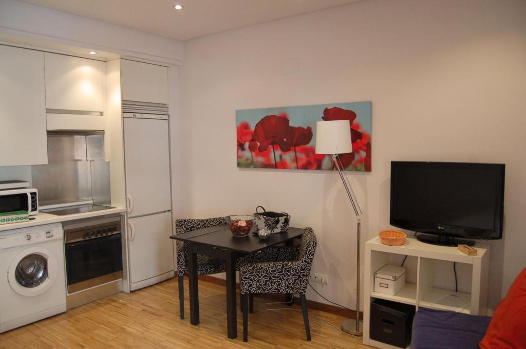 Apartamentos Conde Duque Madrid Rom bilde